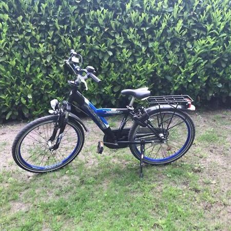 Charmante Woning Op Rustig Park Met Fietsen Epe Luaran gambar